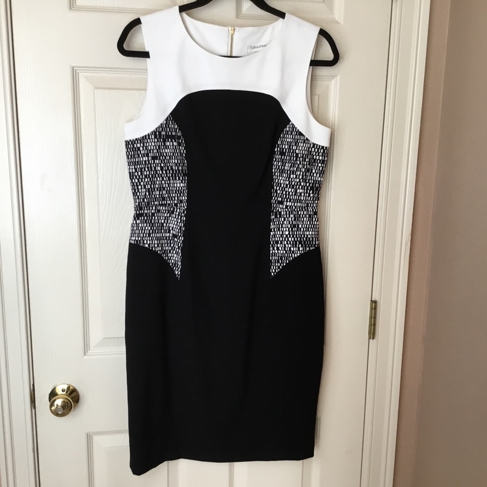 Calvin Klein Black/White Sleeveless Sheath Dress 8